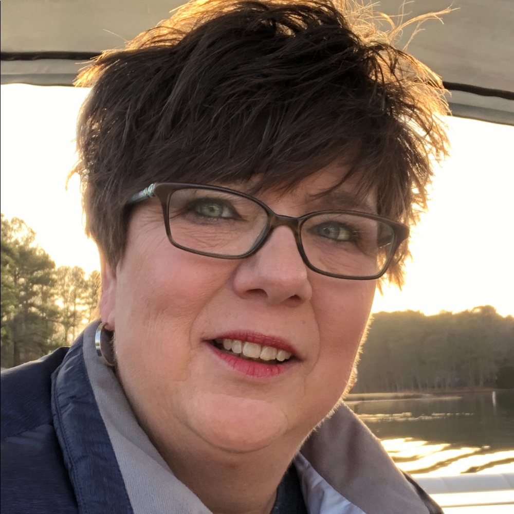 Meet your Posher, Tina